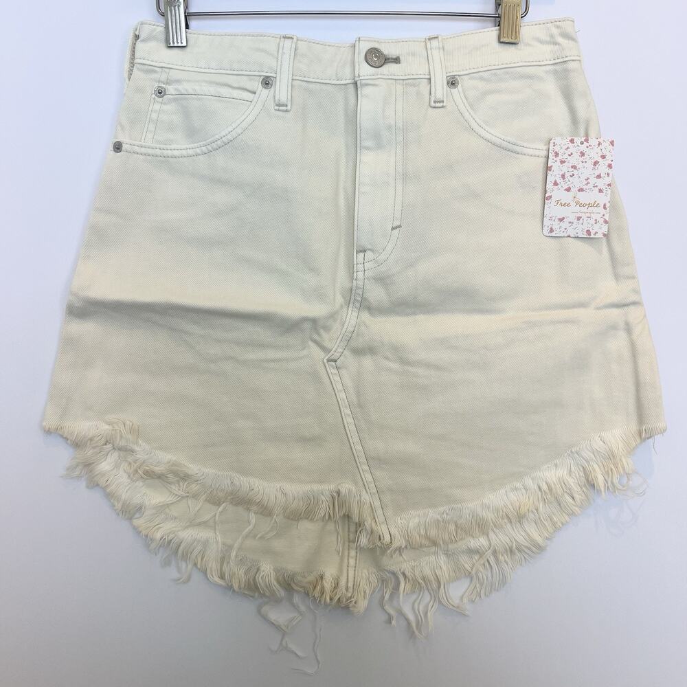 Free People NWT Bailey Coconut Ecru/White Fringe Hem Boho Denim Mini Skirt 28 - Picture 3 of 5